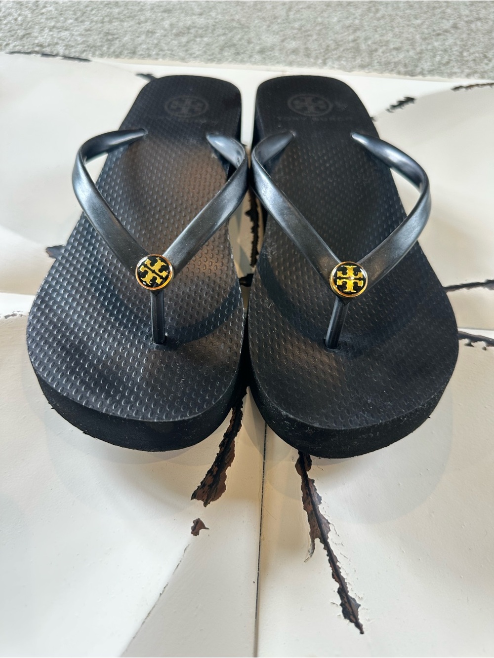 Authentic Tory Burch Black Flip Flop Sandals with Gold Logo Medallion